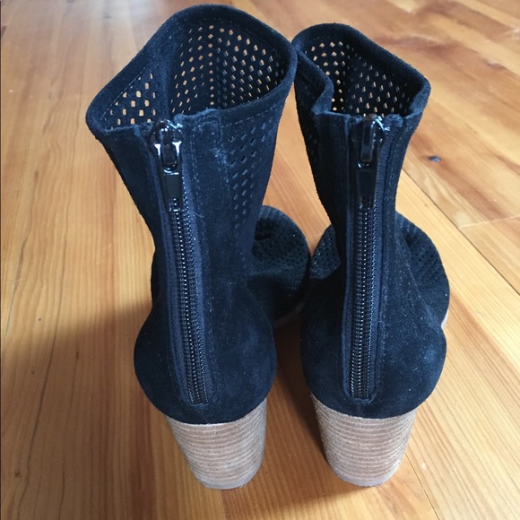 Jeffrey Campbell Janelle Black suede booties - Picture 4 of 9